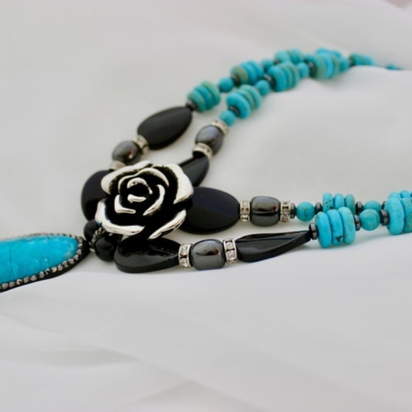 Pendants Multi Strand Necklace - Picture 5 of 9